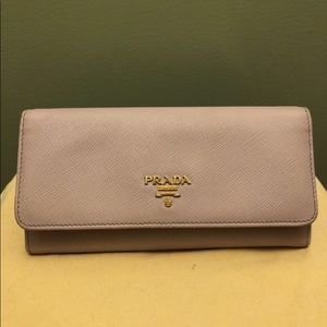 Auth Prada saffiano leather bifold wallet lt pink
